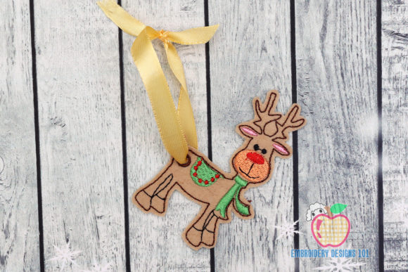 Christmas Deer with Scarf Ornament Review